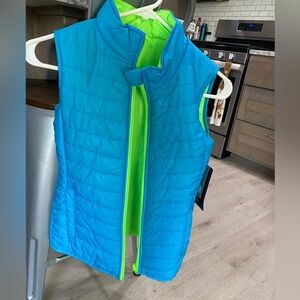 Girls Medium NWT Vest